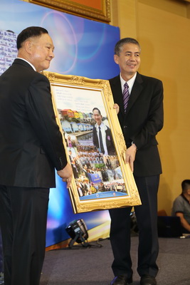 Adul_Saengsingkaew6_resize.JPG