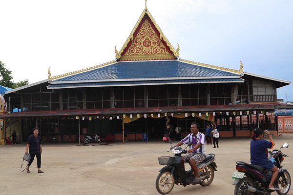 LaoVieng14_resize.jpg