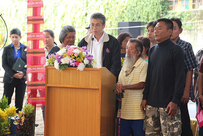 นายสมชาติ  ภาระสุวรรณ  รักษาการ  ผู้อำนวยการสถาบันพัฒนาองค์กรชุมชนฯ 